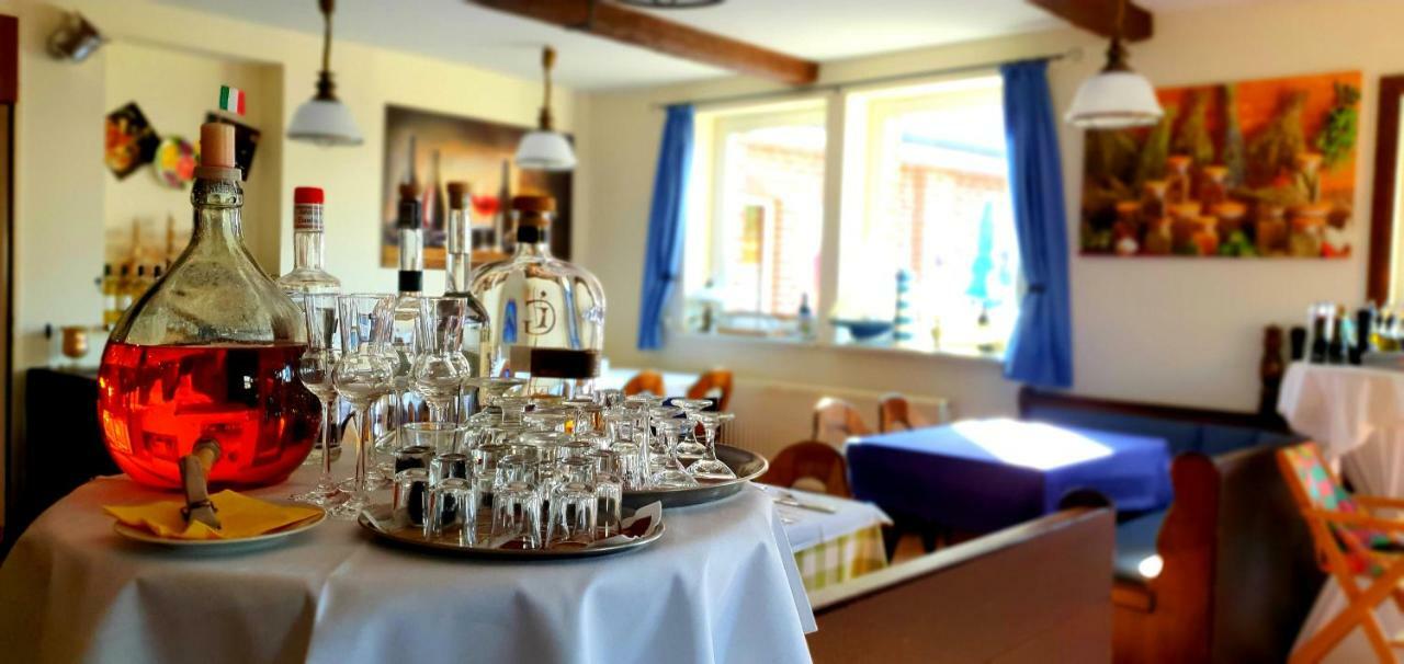 Отель Gasthaus Zum Seestern Ravensbruck Экстерьер фото